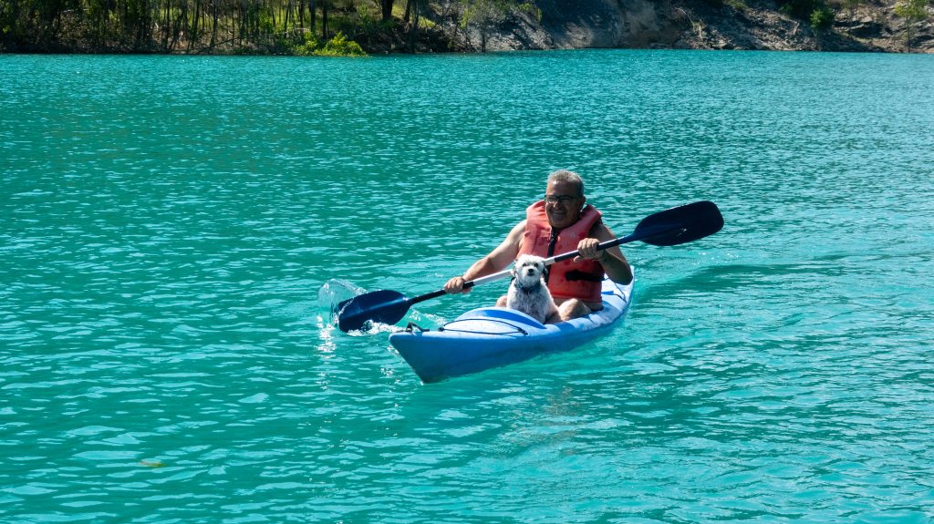 alt="actividades en Mont-rebei en kayak"